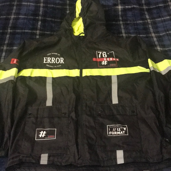 Error windbreaker - Picture 1 of 2